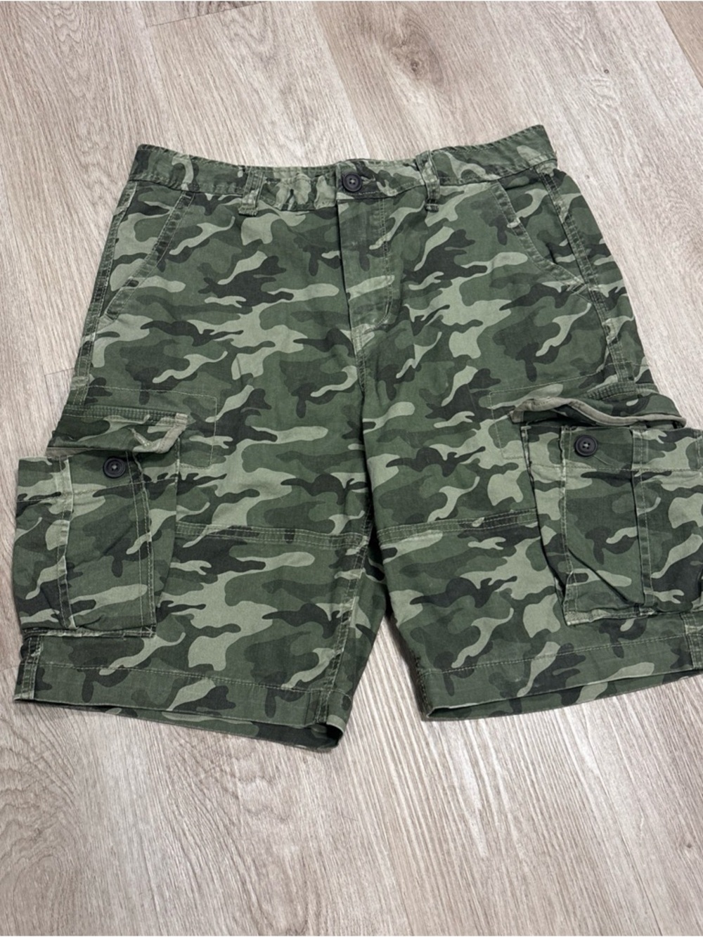 Aeropostale Mens Camo Cargo Shorts Size 32 Y2K